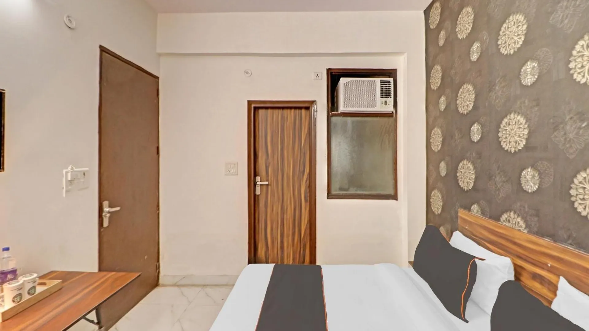 Hotel O Town Plaza Delhi