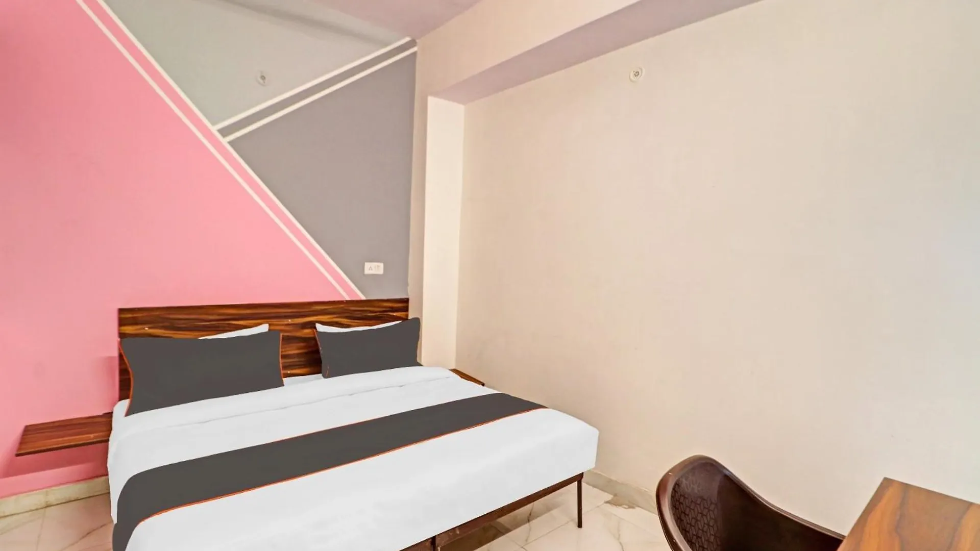 Hotel O Town Plaza Delhi  Delhi (National Capital Territory of India)